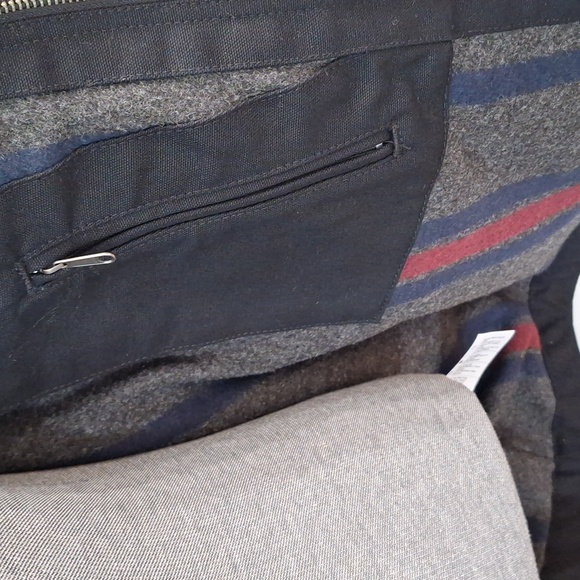 Carharrt Heavy Canvas Detroit Jacket - Picture 4 of 13